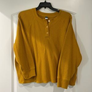 Brand new women’s plus long sleeve top